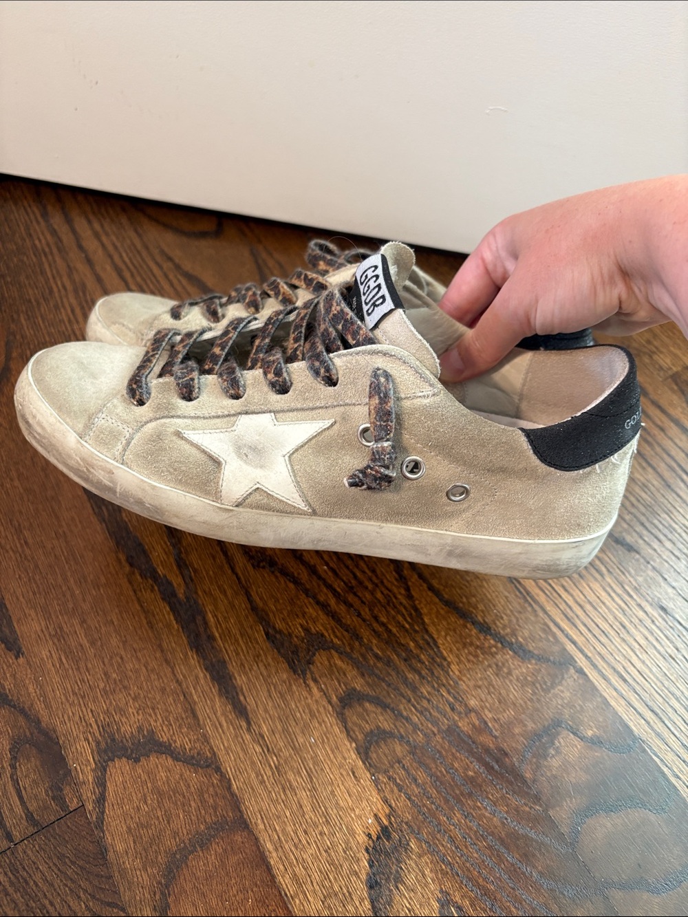 Golden Goose Superstar Sneakers in Beige and Black with Leopard Laces - Size 39 - Picture 4 of 6